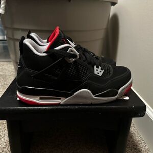 Grade School Retro 4s